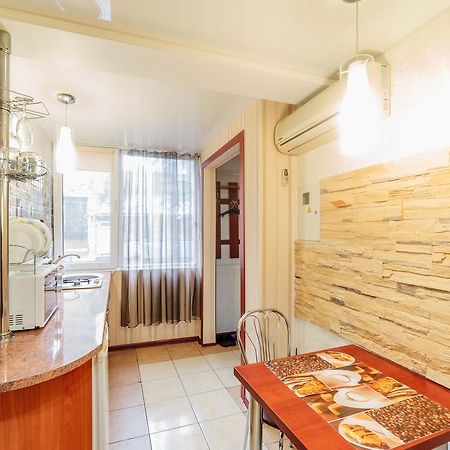 Studio On Grecheskaya Apartment Odessa Ngoại thất bức ảnh